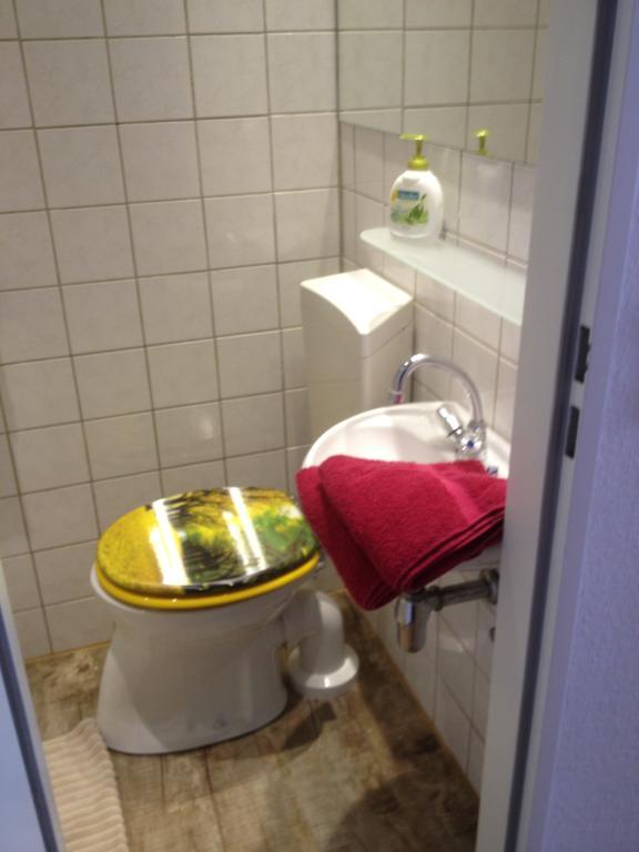 Ferienapartment: An Der Kunstakademie Хаймбах Стая снимка